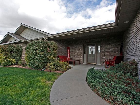 4th image of 8319 S Sagebrush Ln