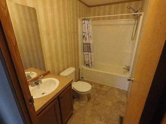 4th image of 67330 Ebbert South Rd #1