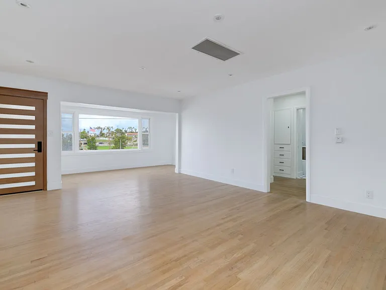 351 Eucalyptus Ave — Photo 10