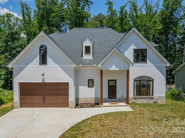 7635 Katherine Dr, Denver, NC 28037