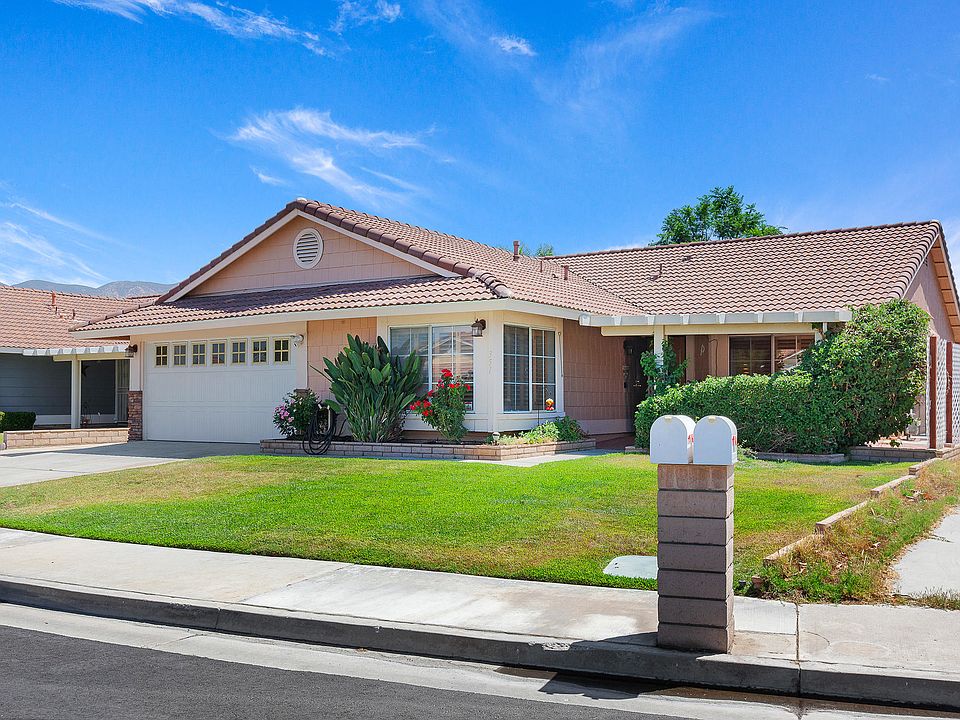 1st image of 351 Quince Dr