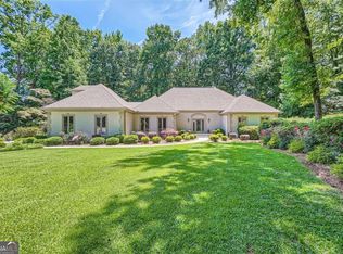 2167 Silversmith Ln, Stone Mountain, GA 30087