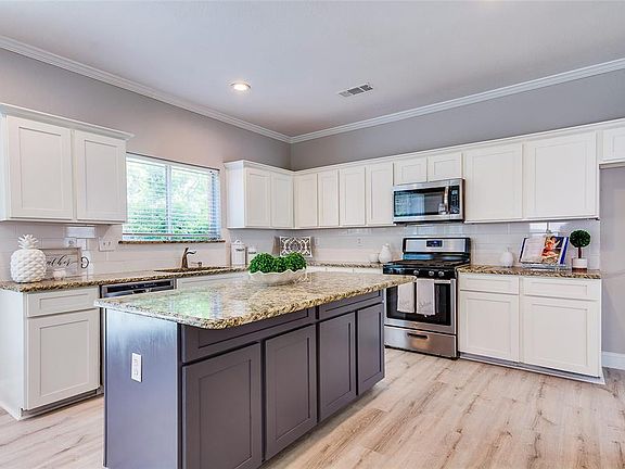 4th image of 2025 Buffalo Bend Dr