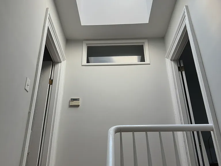 2706 E Broad St — Photo 14