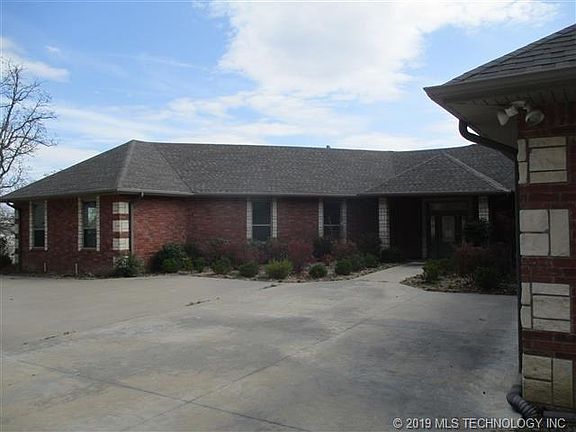 2nd image of 417950 E 1218th Dr