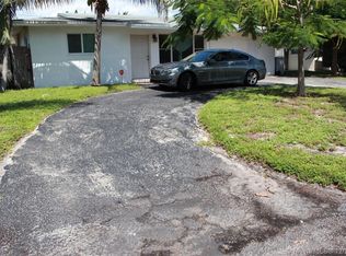 2011 NE 1st Ave, Pompano Beach, FL 33060