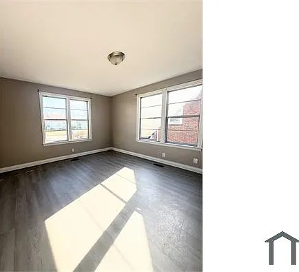 3212 Avenue G — Photo 4