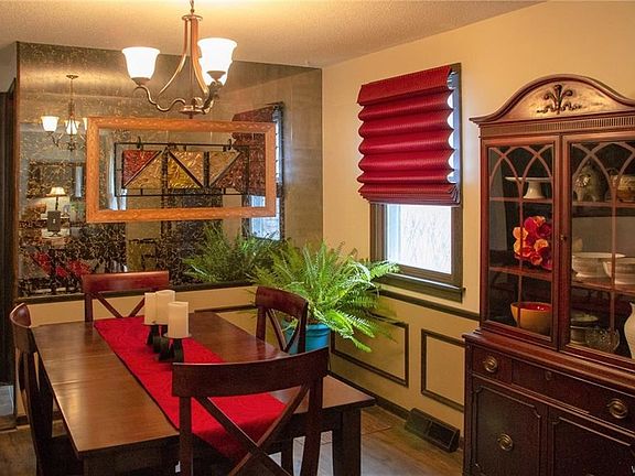 5th image of 328 Vine Ln