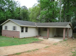 318 Hickory Ter, Lagrange, GA 30241