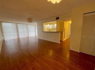 Desoto Park North Condos, Hallandale Beach, FL 33009