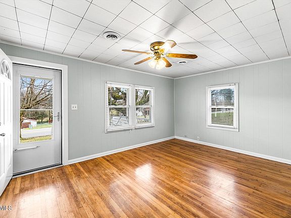4th image of 10505 Asheville Hwy