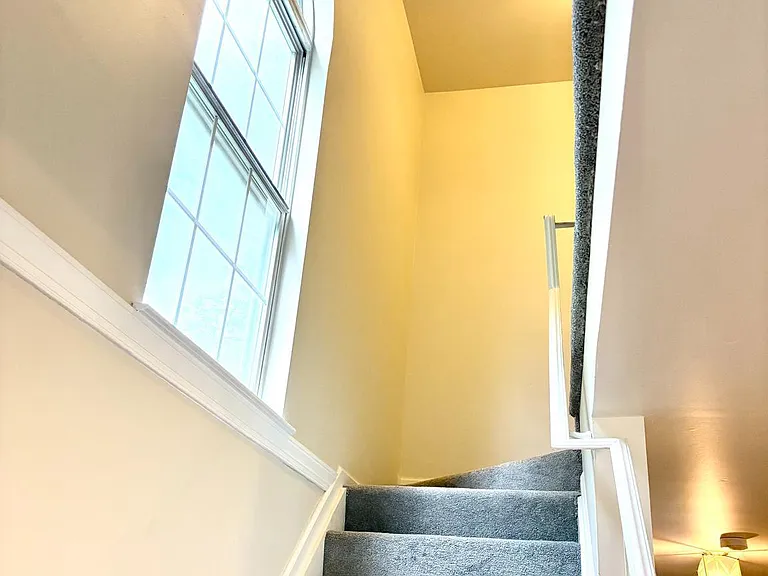 1003 Simsbury Ct — Photo 13