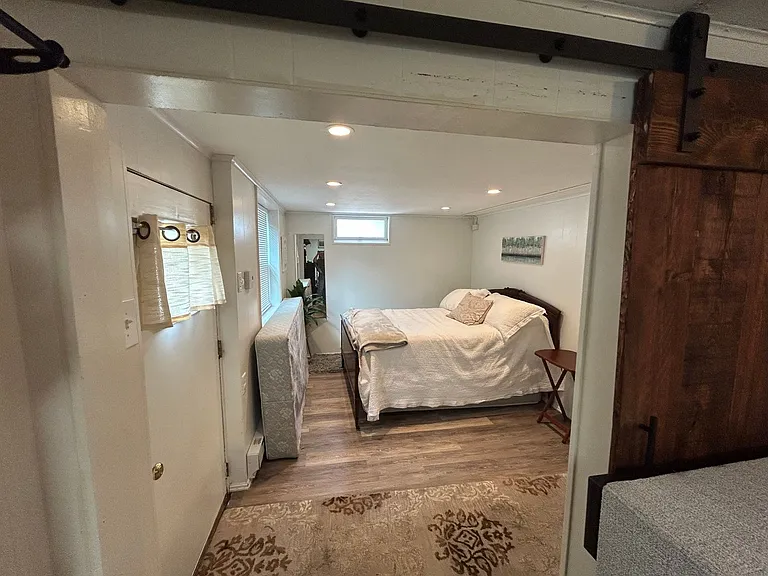 1449 Harris St — Photo 20