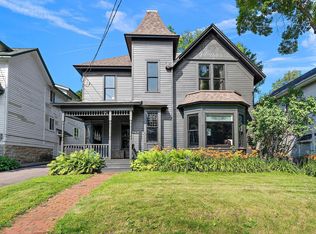 428 6th St S, Stillwater, MN 55082