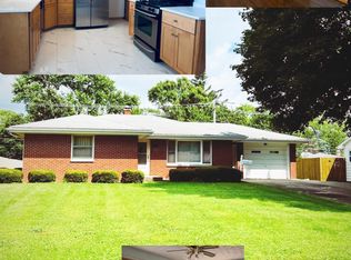 914 Magnolia Dr, Joliet, IL 60435