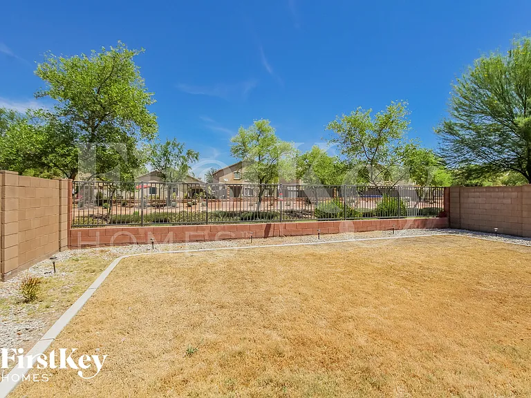 6920 W Harwell Rd — Photo 16