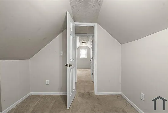 1211 W 30th St — Photo 21