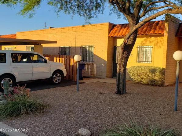 982 S Pantano Rd, Tucson, AZ 85710