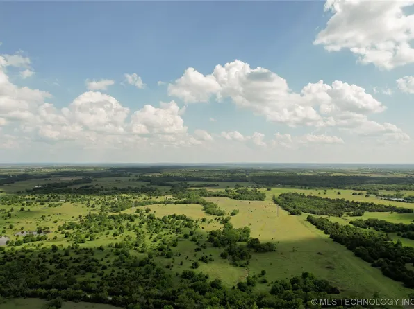 4200 Road, Pawnee, OK 74058