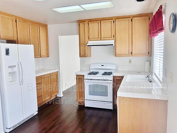 2nd image of 28208 Palm Villa Dr