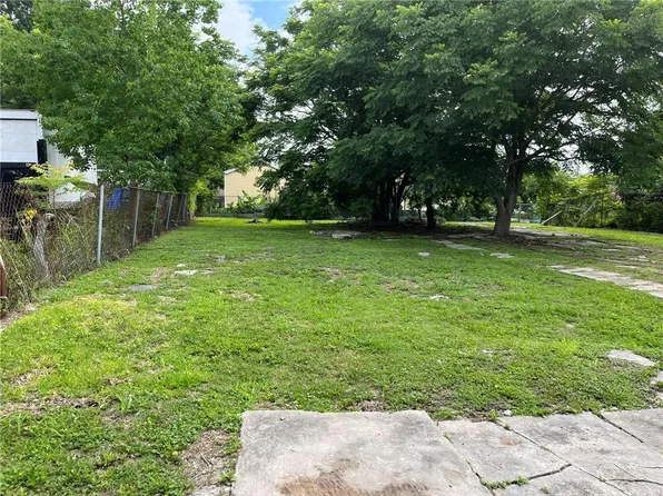 3021 N Claiborne Ave, New Orleans, LA 70117
