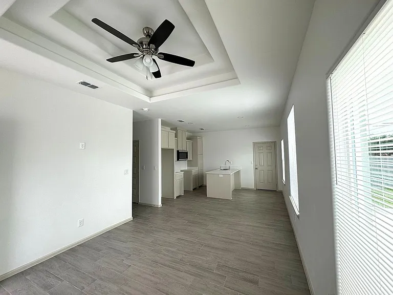 7702 N 58th St #1 — Photo 9