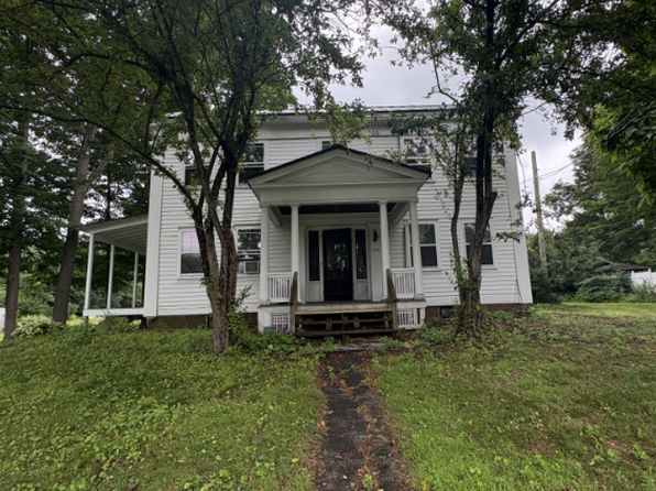 1089 N Pleasant St #1