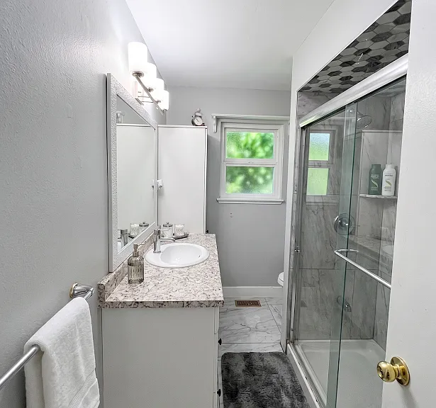 11757 72a Ave #2 — Photo 8