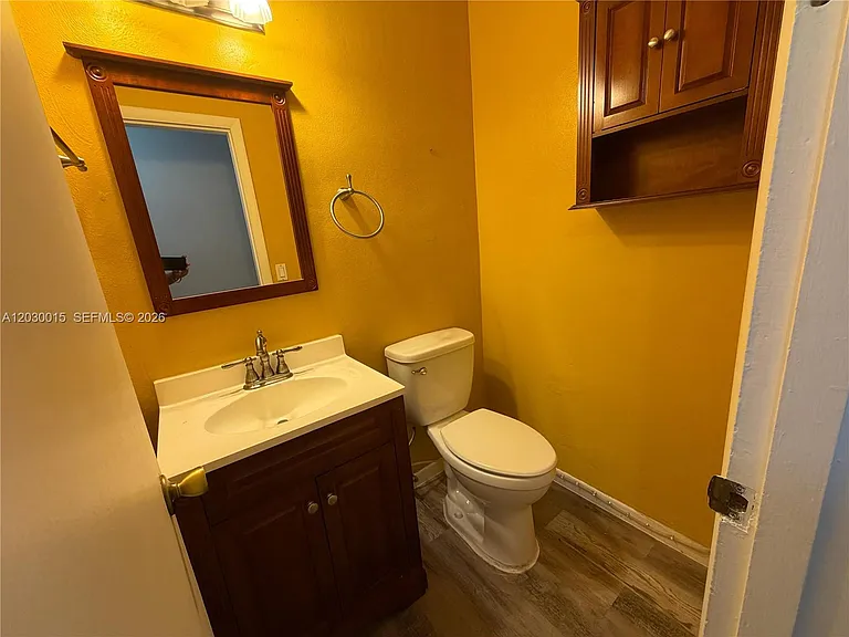 1166 W 24th St — Photo 20