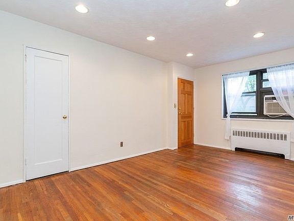 3rd image of 16-15 160th St #6-443