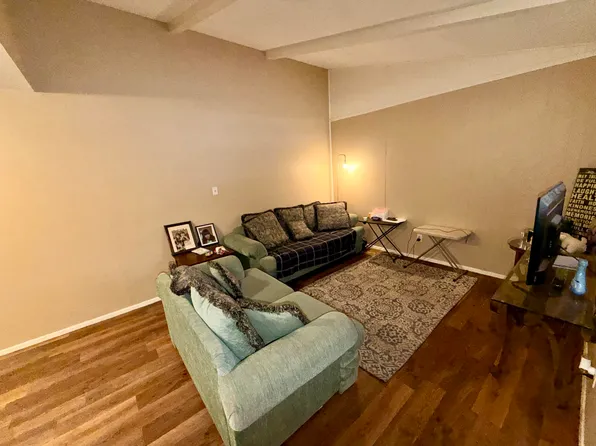 1710 Elkhart, Lubbock, TX 79416