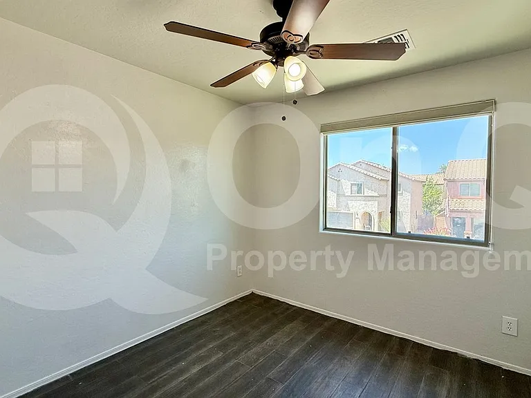 5731 W Beth Dr — Photo 13