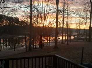 415 Charada Lake Rd, Rainbow City, AL 35906