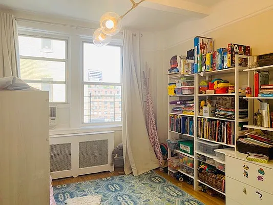 Rented by Rachel Realty | media 18