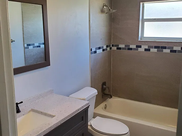 743 S Swinton Ave #1 — Photo 10