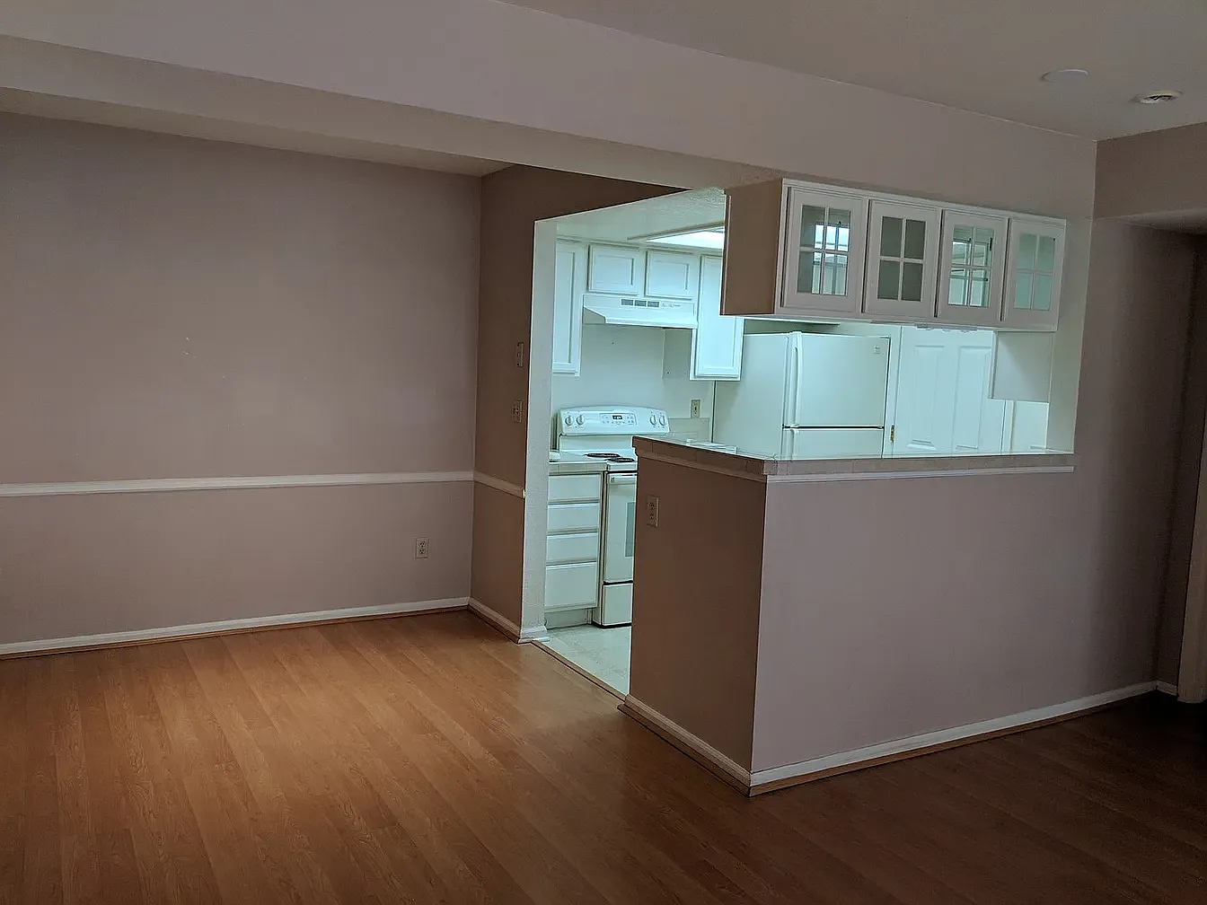 2 bed, 954 sqft, $1,825 — Photo 3