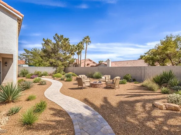 1009 Nawkee Dr, North Las Vegas, NV 89031