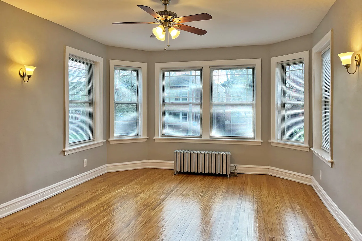 1412-1414 N. Austin Blvd. — Photo 2