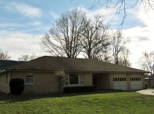 101 Juanita St, Watseka, IL 60970