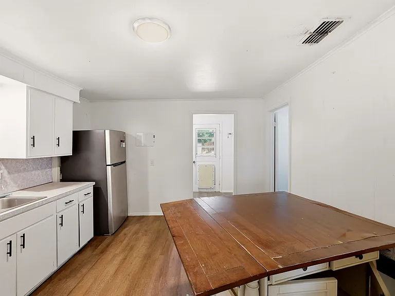 601 Kay St — Photo 19