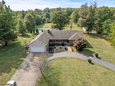 5 Hampton Rd, Pittstown, NJ, 08867