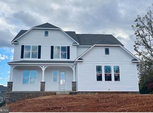 3 Strawberry Ln, Fredericksburg, VA 22405