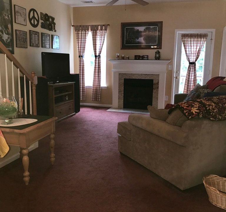 2nd image of 408 Delta Dr