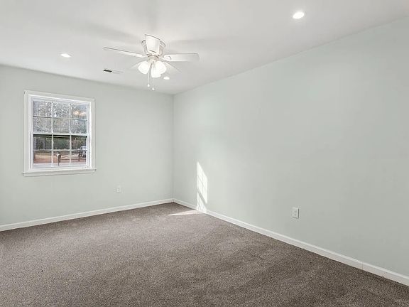 3rd image of 8157 Sheffield Dr