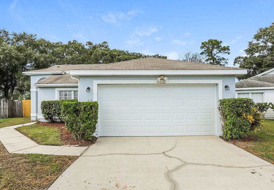 1st image of 7952 Soft Pine Cir