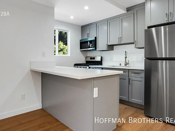 4th image of 1855 Camden Ave APT 5