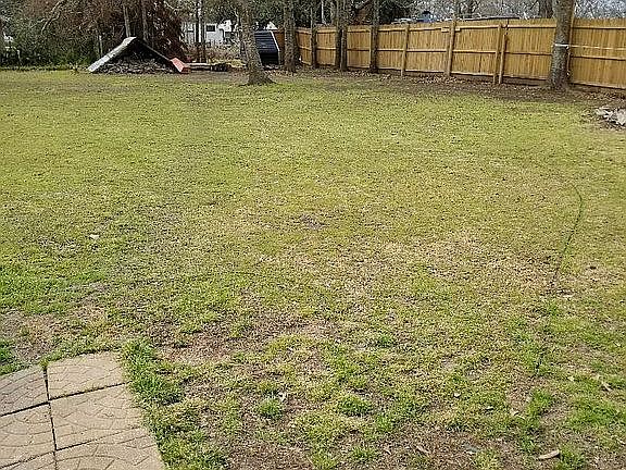 4th image of 308 Laura St