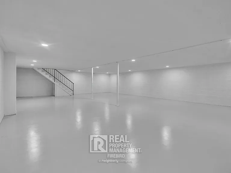 4112 S Grandview Ave — Photo 17