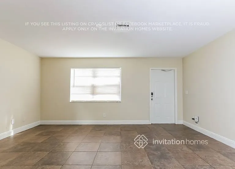 7441 Douglas St — Photo 3