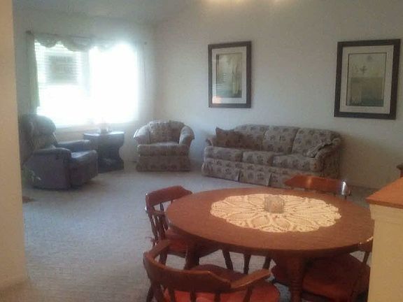 3rd image of 4474 Lois Ln